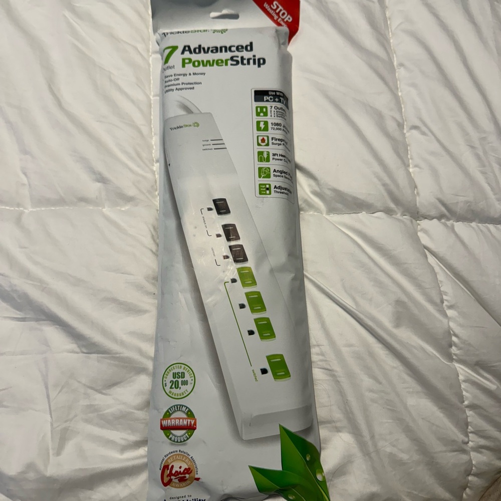 7 Advanced PowerStrip with Surge Protection